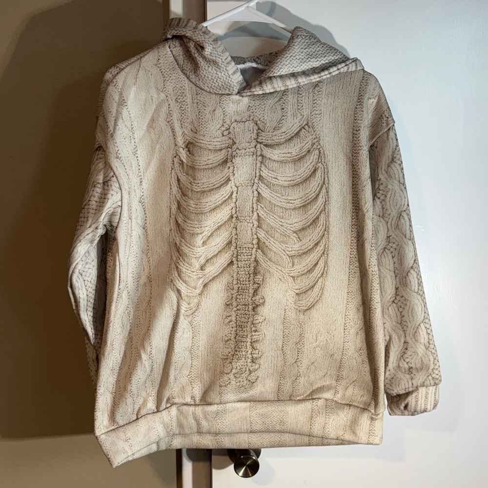 Skeleton Anatomy Hoodie – Size Medium (Gently Used)